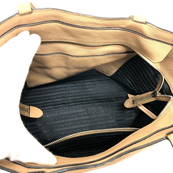 PRADA Beige Tote Bag - Picture 9 of 16
